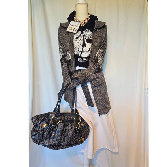 Black, San Juan, Puerto Rico, Cropped Skull Hoodie, Size S - Picture 1 of 3